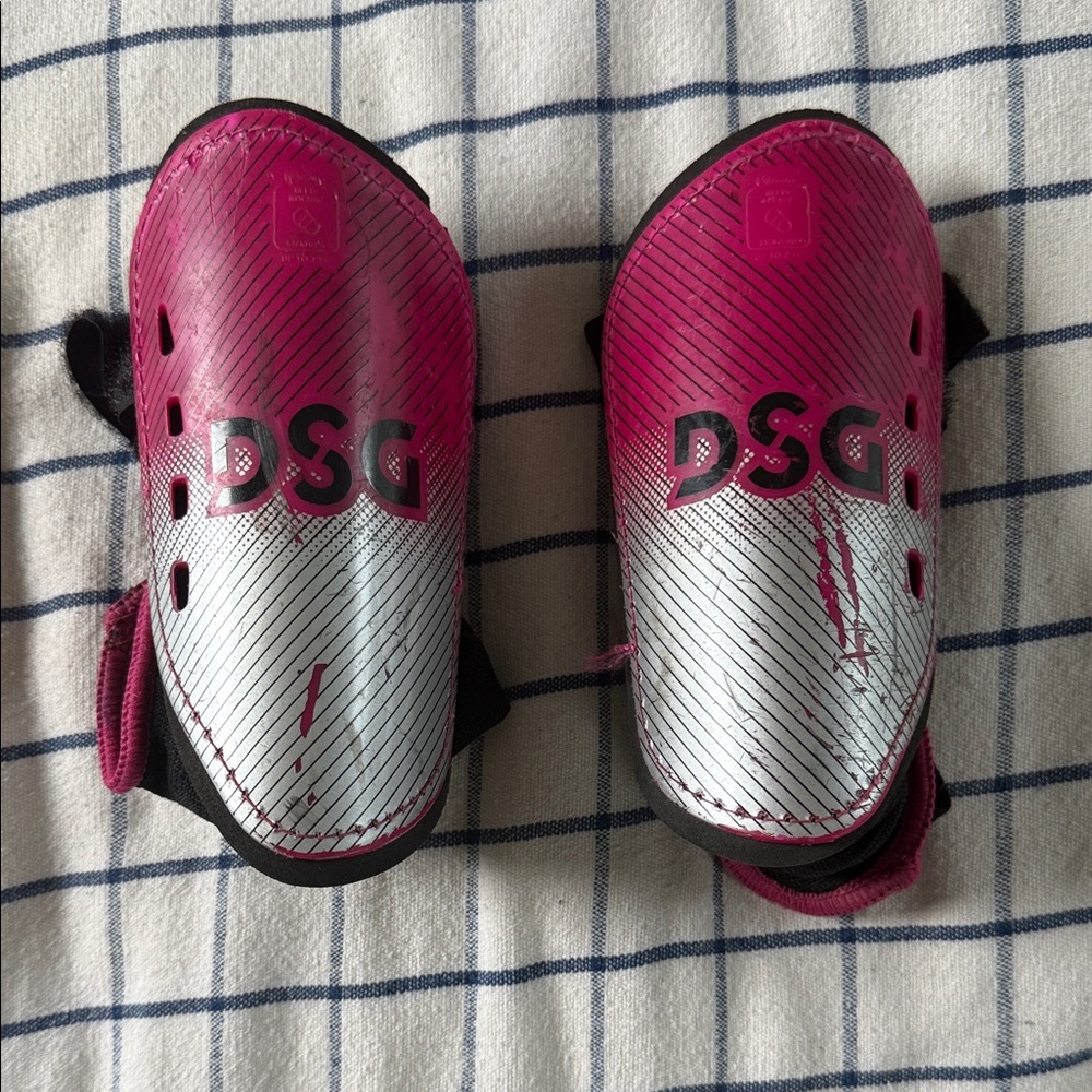 DSG Fuchsia and Metallic Shin Guards